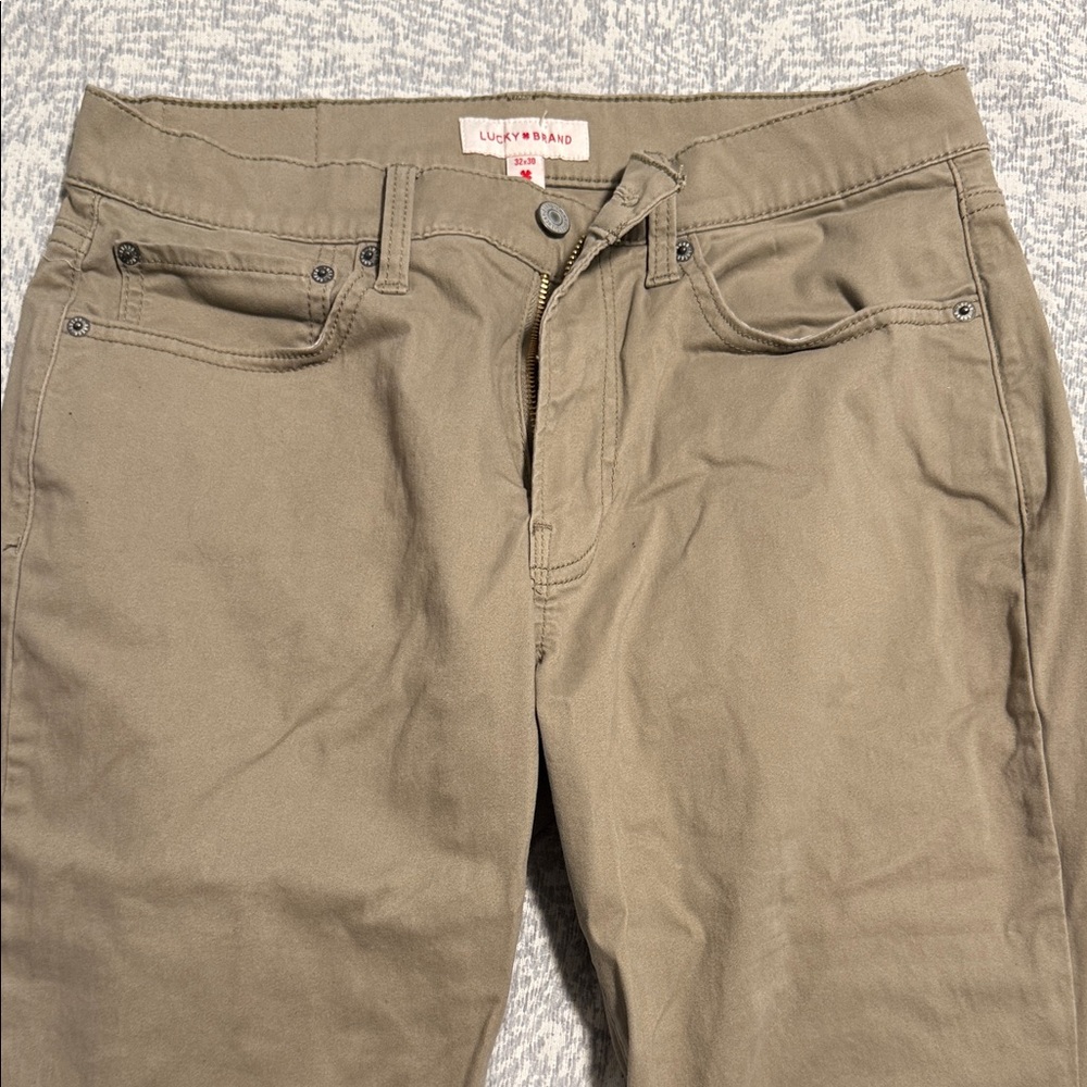 Lucky Brand Tan Khakis